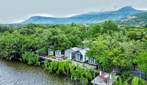 Accommodation Options Near Kampot Riverside