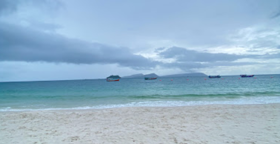 Long Set Beach in Koh Rong, Sihanoukville