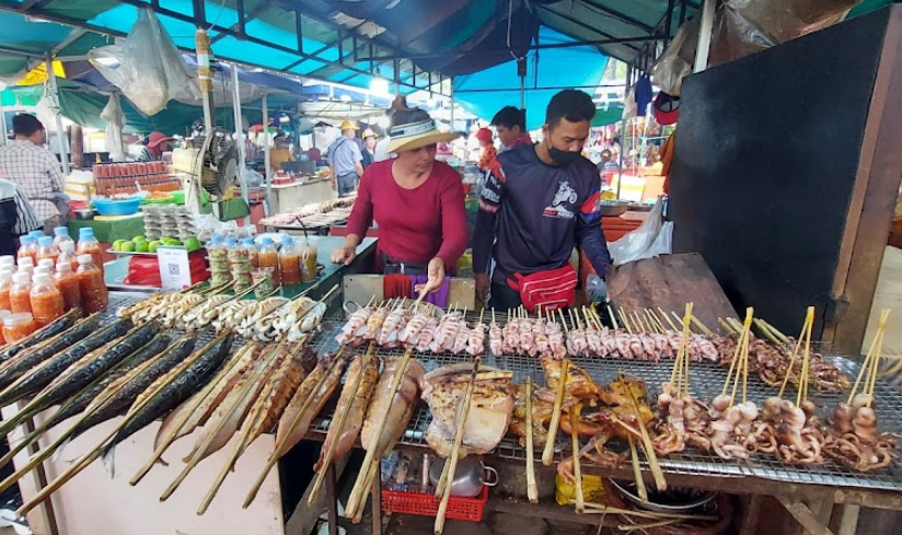 The Crab Market in Kep A Must-Visit Culinary Experience (1).png