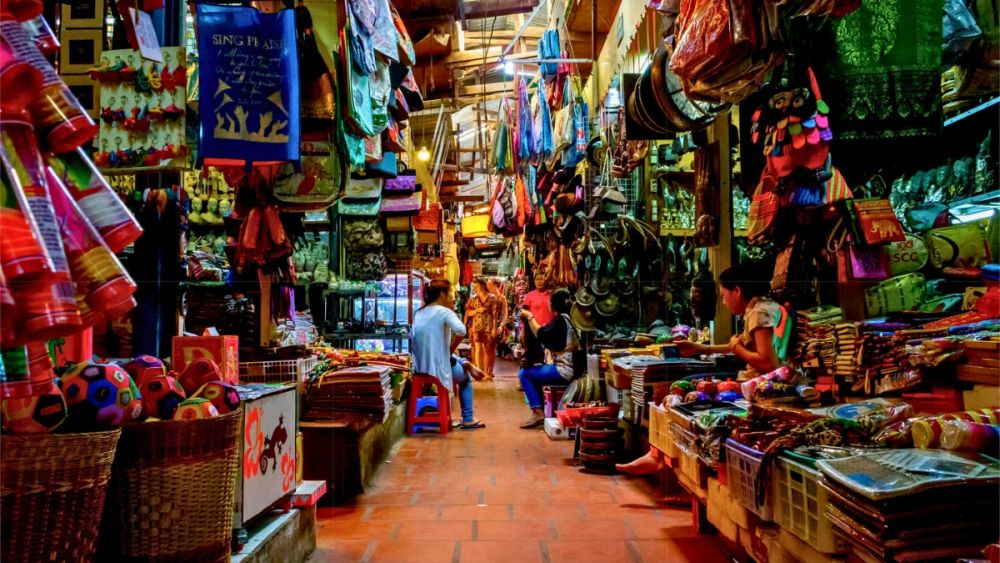 Tour Places in Phnom Penh Bustling Markets and Riverside Promenade